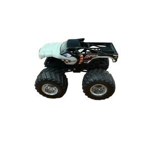 Hot Wheels Monster Jam Spike Unleashed Truck 1:64 Mattel HTF RARE